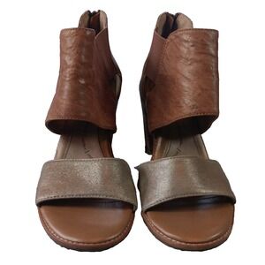 Sofft Pemota Womens 9M Brown and Gold Stacked Heel Sandal Leather Lined Back Zip